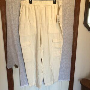 NWT...A New Day Cargo Pants - cream - size XXL